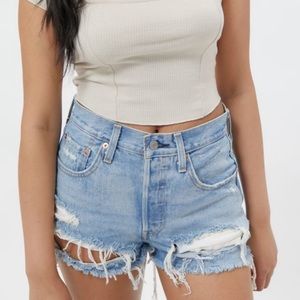 Levi’s 501 High-Waisted Denim Short-Fault Line